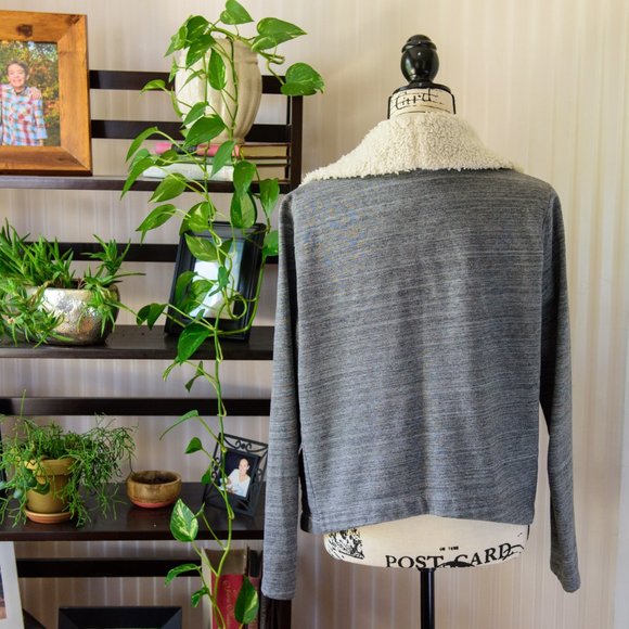 LOFT Sherpa Collared Sweatshirt Jacket - Picture 4 of 4